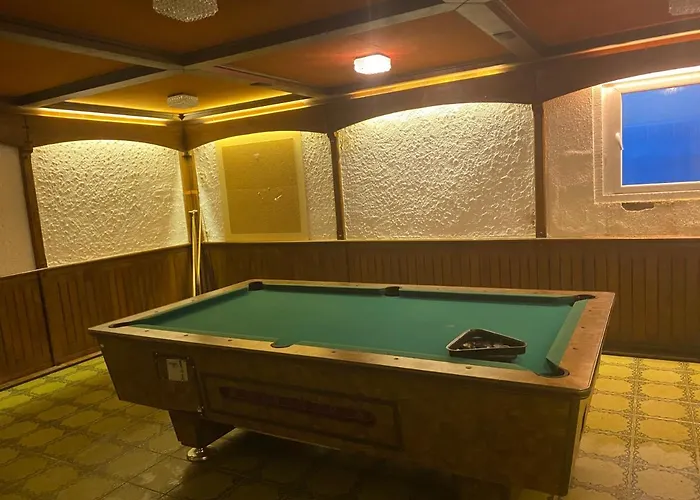 Hotel-restaurant Theis-muehle ホテル Biersdorf